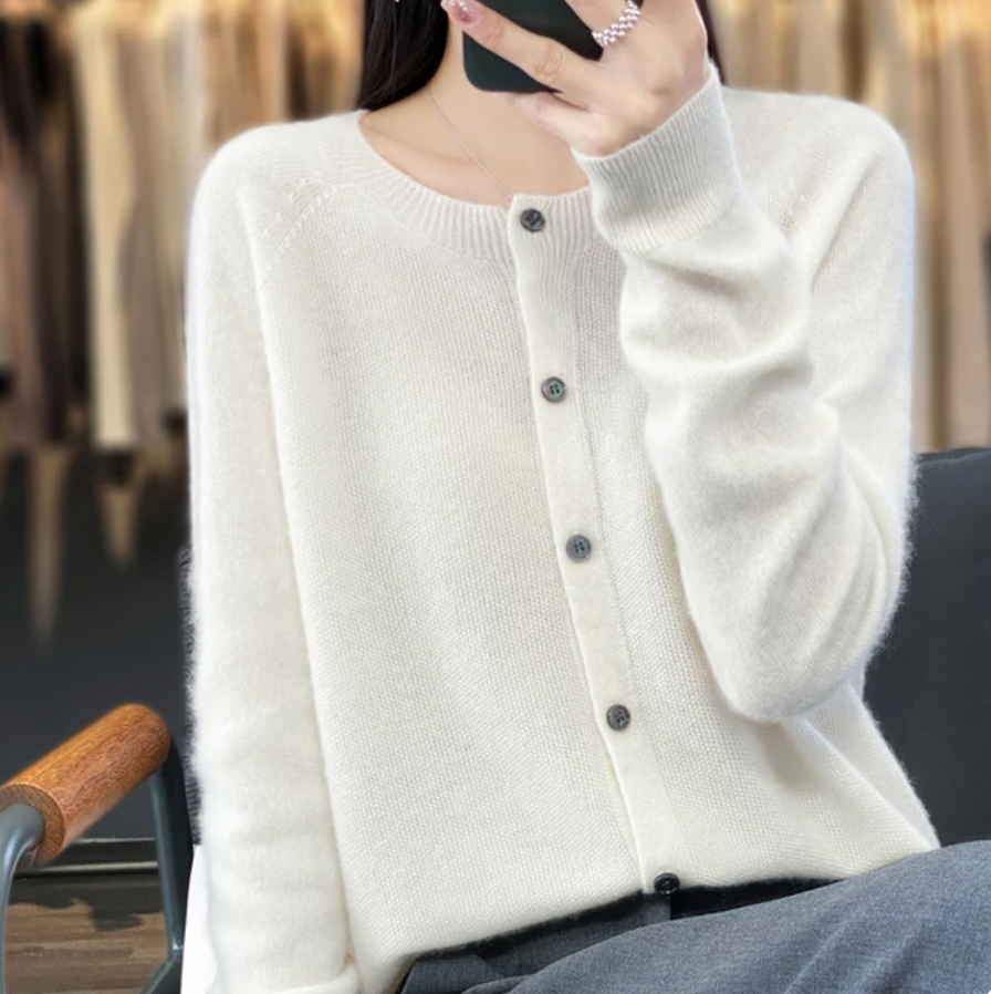 Annika | Cozy Knit Cardigan